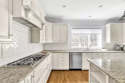 27 Garrison Rd, Wellesley, MA 02482 - Photo 12