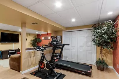 21 Potter Rd, Framingham, MA 01701 - Photo 34