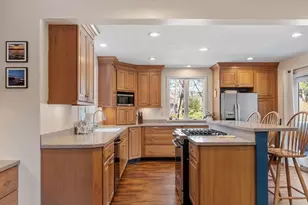 21 Potter Rd, Framingham, MA 01701 - Photo 8