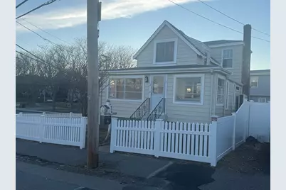 2 Sea Ave #1, Quincy, MA 02169 - Photo 1