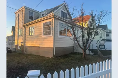 2 Sea Ave #1, Quincy, MA 02169 - Photo 2