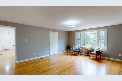 437 Salisbury St, Worcester, MA 01609 - Photo 12