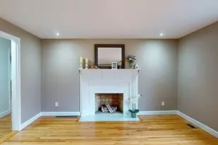 437 Salisbury St, Worcester, MA 01609 - Photo 8