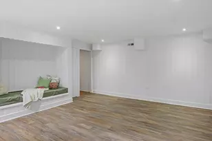 437 Salisbury St, Worcester, MA 01609 - Photo 16