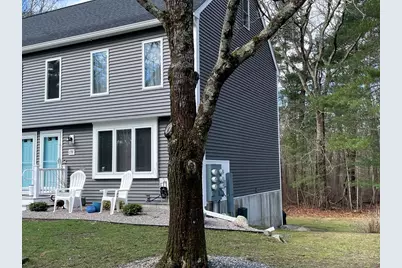 17 Village Way #F, Norton, MA 02766 - Photo 2