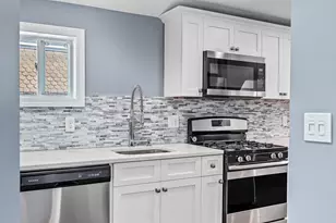 167 Lexington St, Boston, MA 02128 - Photo 10