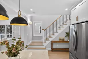 8 Dobbins St, Waltham, MA 02453 - Photo 16