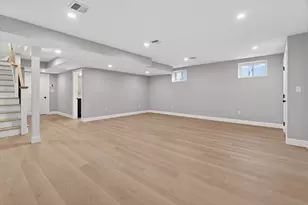 8 Dobbins St, Waltham, MA 02453 - Photo 40