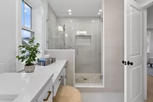 8 Dobbins St, Waltham, MA 02453 - Photo 30