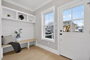 8 Dobbins St, Waltham, MA 02453 - Photo 2