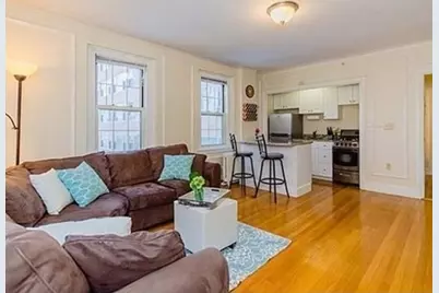 1450 Beacon Street #504, Brookline, MA 02446 - Photo 2