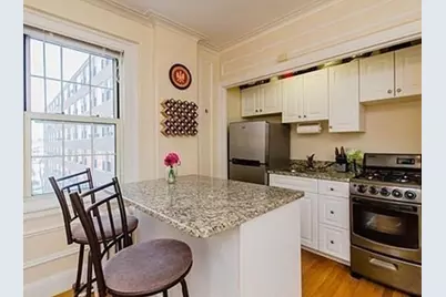 1450 Beacon Street #504, Brookline, MA 02446 - Photo 6