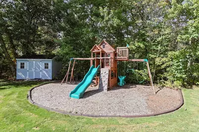 35 Christopher Drive, Attleboro, MA 02703 - Photo 34