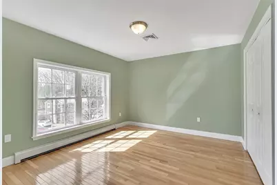 10 Moss St, Burlington, MA 01803 - Photo 30