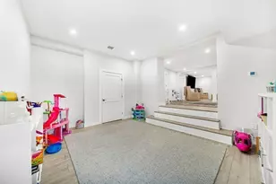 265 Weston Rd, Wellesley, MA 02482 - Photo 32