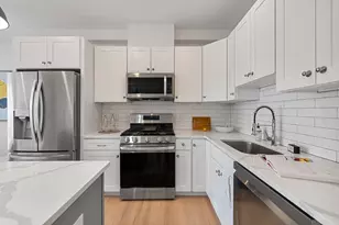 138 Centre St, Boston, MA 02124 - Photo 12