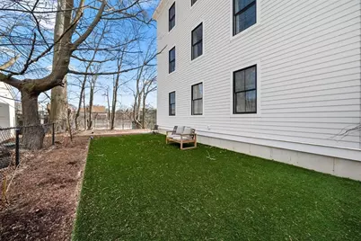 138 Centre St #3, Boston, MA 02124 - Photo 30