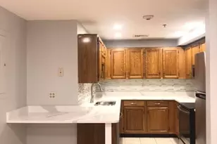 39 Parlin St, Everett, MA 02149 - Photo 4