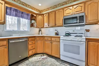 20 Palmer Ave, Saugus, MA 01906 - Photo 12