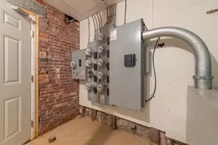 409 Dudley St, Boston, MA 02119 - Photo 14