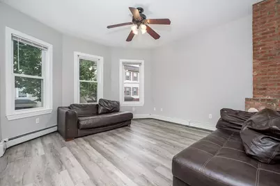 17 O St #3, Boston, MA 02127 - Photo 2