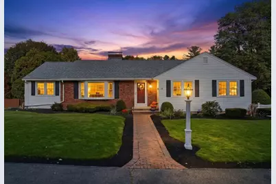 15 Belmont Rd, Wakefield, MA 01880 - Photo 2