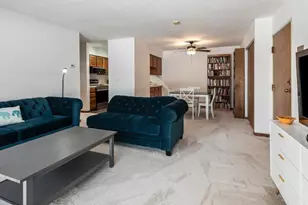 340 Sunderland Rd, Worcester, MA 01604 - Photo 6