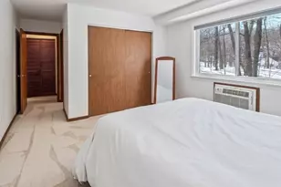 340 Sunderland Rd, Worcester, MA 01604 - Photo 18