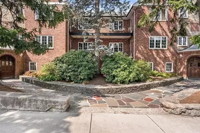 549 Centre St #2, Newton, MA 02458 - Photo 18