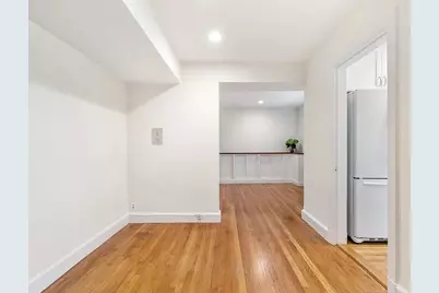 549 Centre St #2, Newton, MA 02458 - Photo 6
