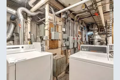 549 Centre St #2, Newton, MA 02458 - Photo 14