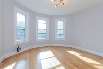 131 Erie St #2, Cambridge, MA 02139 - Photo 4