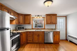 21 Lakeview Ave, Waltham, MA 02451 - Photo 10