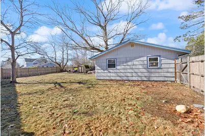 19 Rodwell St, Brockton, MA 02302 - Photo 36