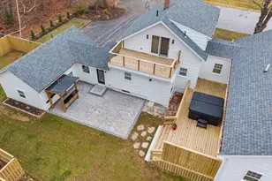 7 Nipmuck, Webster, MA 01570 - Photo 1