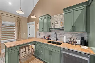 7 Nipmuck, Webster, MA 01570 - Photo 12