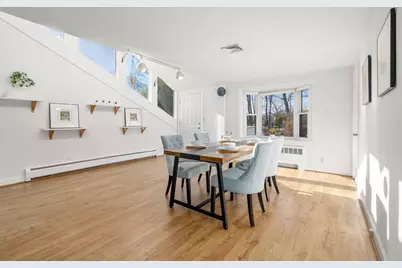 31 Potter Rd, Waltham, MA 02453 - Photo 4