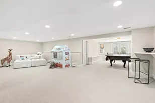 65 Woodcliff Rd, Wellesley, MA 02481 - Photo 34