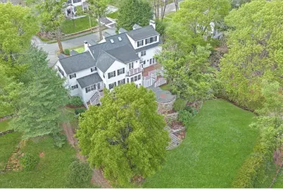 65 Woodcliff Rd, Wellesley, MA 02481 - Photo 38