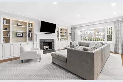 65 Woodcliff Rd, Wellesley, MA 02481 - Photo 12