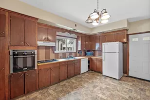 74 Pearson Ave, Somerville, MA 02144 - Photo 18