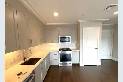 214 Market St #405, Boston, MA 02135 - Photo 4