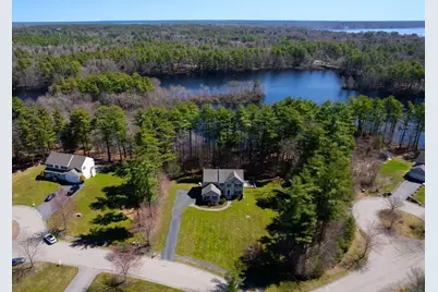 9 Chrisjenn Brook Ln, Lakeville, MA 02347 - Photo 8