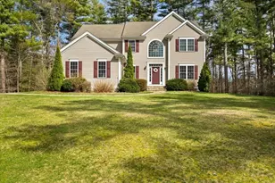 9 Chrisjenn Brook Ln, Lakeville, MA 02347 - Photo 2