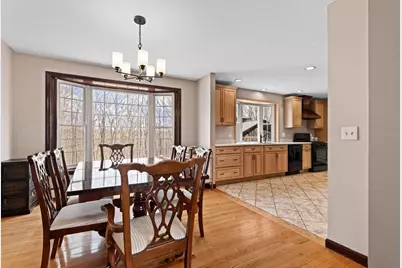 213 Henshaw St, Leicester, MA 01524 - Photo 12