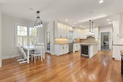 11 Bobolink Rd, Wellesley, MA 02481 - Photo 2