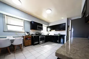 27 Wave, Revere, MA 02151 - Photo 4