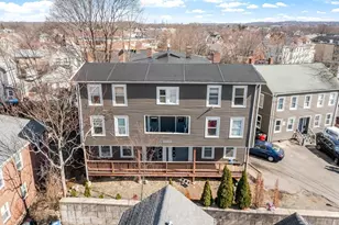 7-11 Gibbs Ct, Waltham, MA 02452 - Photo 2