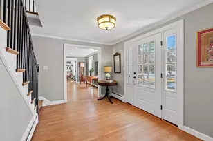 21 Decatur Ln, Wayland, MA 01778 - Photo 2
