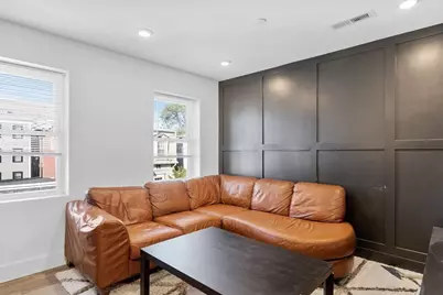 211 W 9th St, Boston, MA 02127 - Photo 18